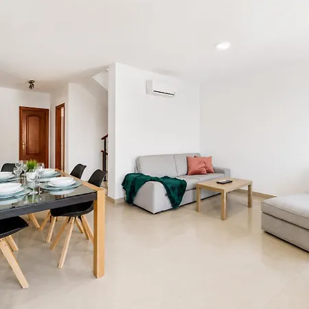 Villa Tropicana *